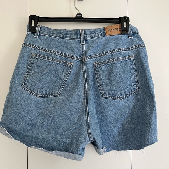 Liz Claiborne cutoff denim shorts - Picture 4 of 4